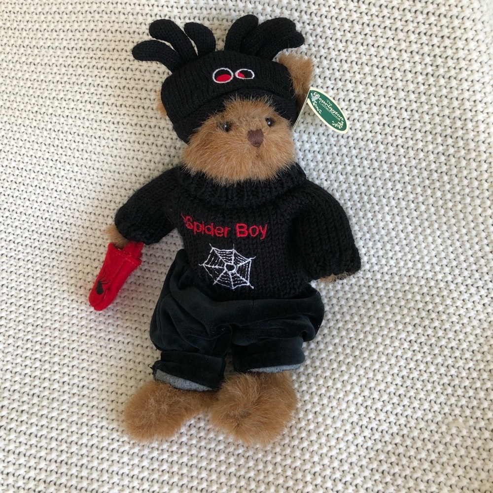 Bearington Bear Spider Boy Limited Collectible